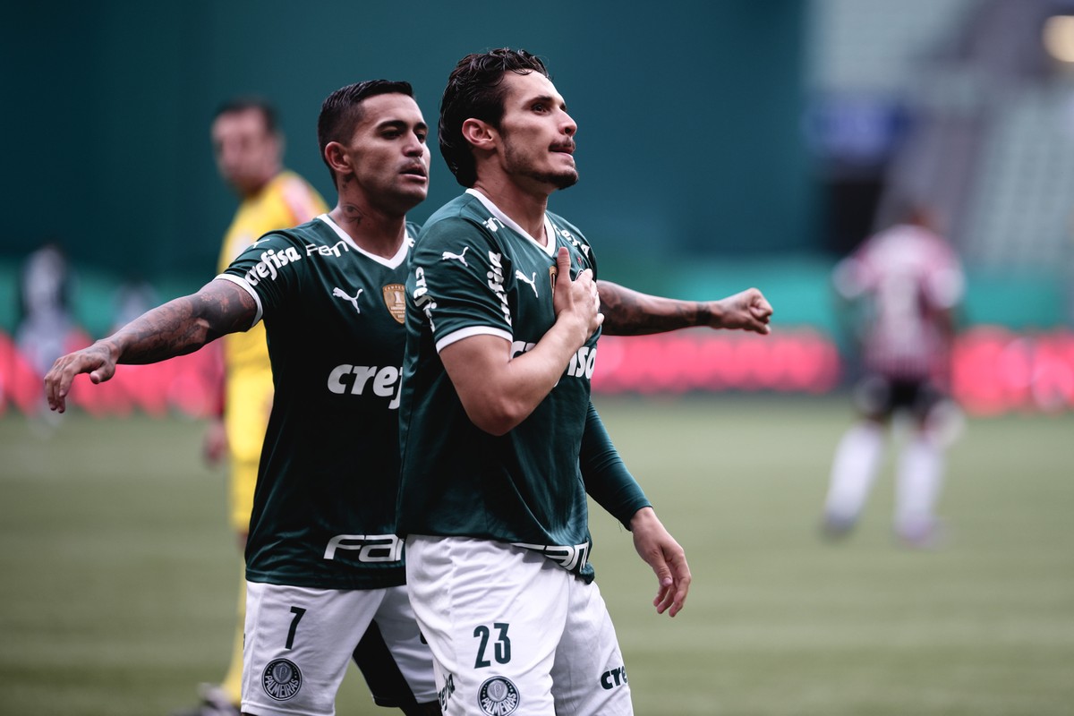 Trio de jogadores do Palmeiras anunciam time de Free Fire