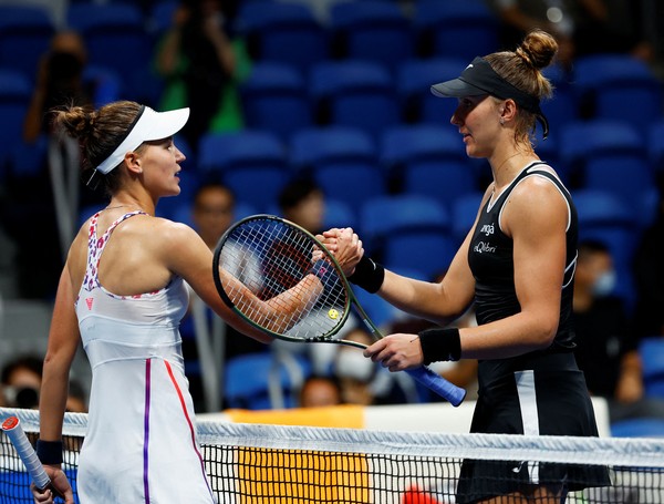 Bia Haddad e Kudermetova caem nas quartas do WTA de Pequim