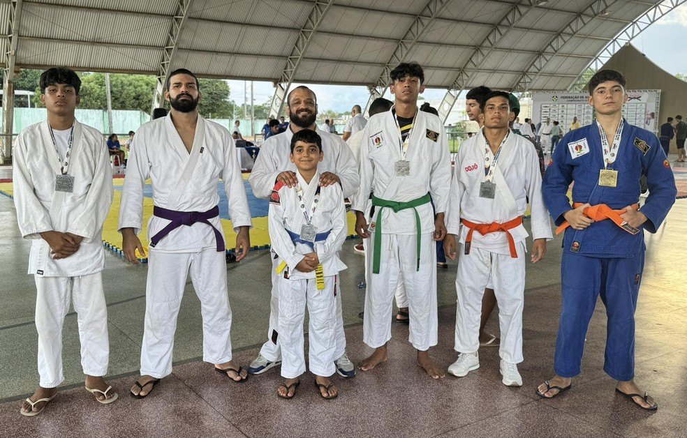 Delegação acreana conquista oito medalhas na Copa Banzai de Judô, em Porto Velho — Foto: Leonardo Calid/Arquivo Pessoal
