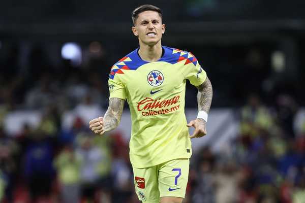 Corinthians negocia contratação do atacante Brian Rodríguez da seleção uruguaia