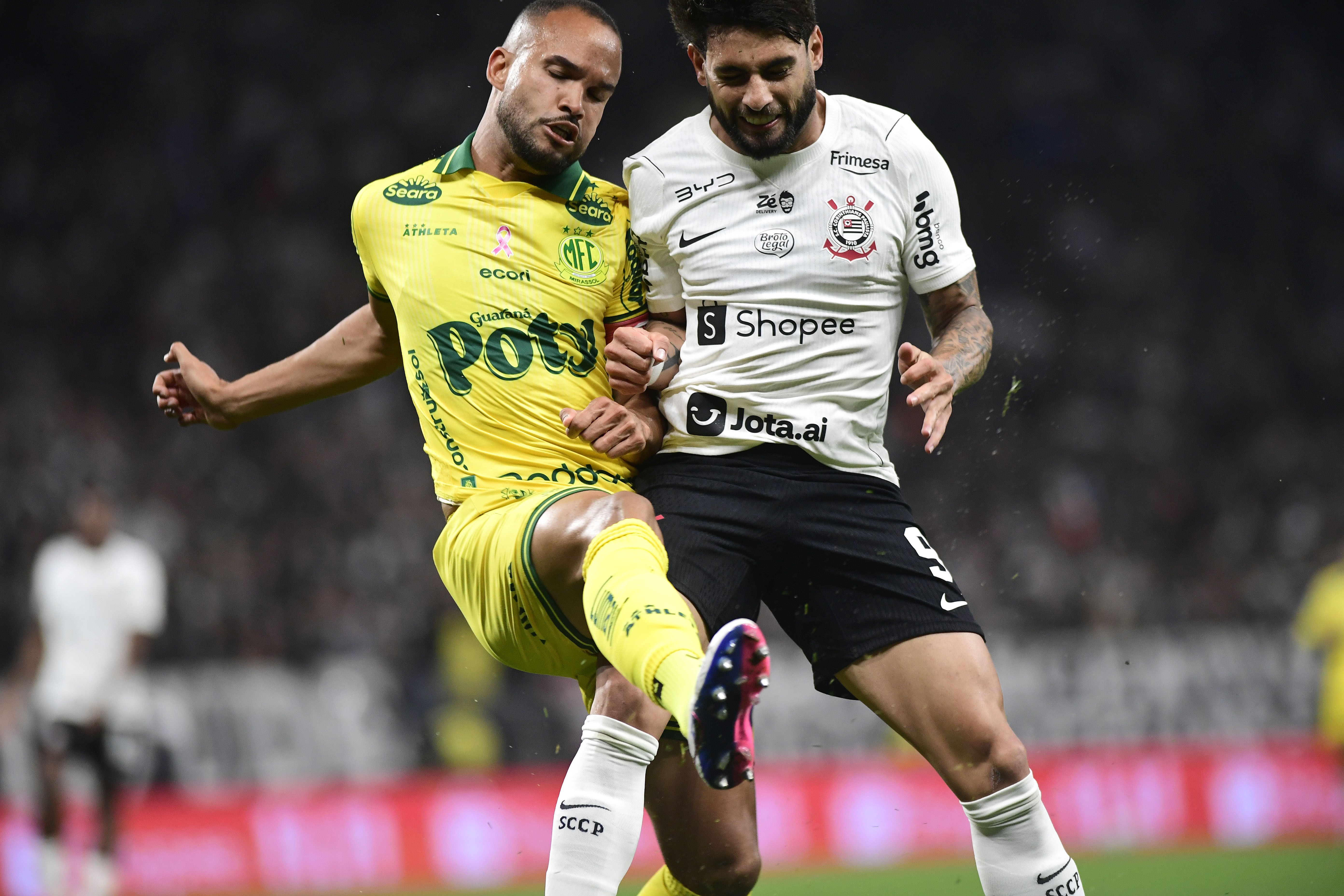 Panorama: Metade do Brasileirão luta contra o rebaixamento