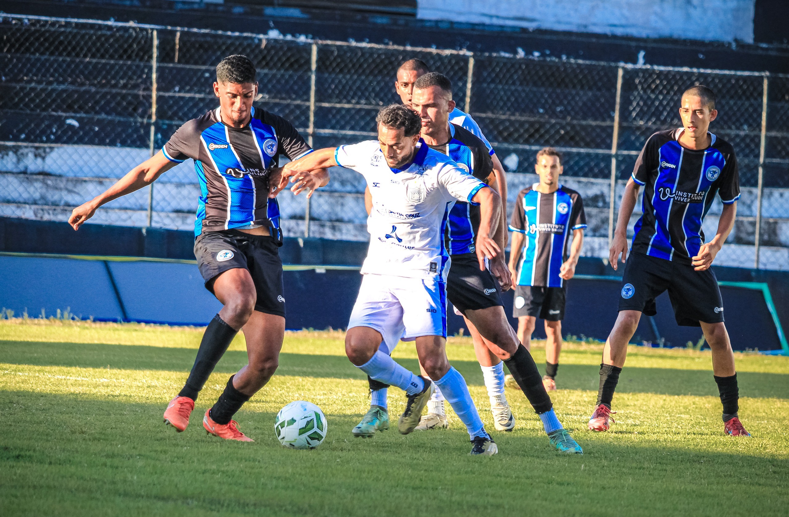 Porto reage, conquista vitória sobre o Ypiranga e deixa a lanterna do Grupo B