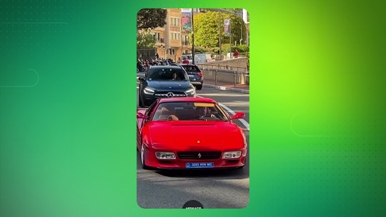 Fernando Alonso é visto usando Ferrari dos anos 1990; vídeo - Piloto da Aston Martin, espanhol é flagrado dirigindo modelo 512 TR da escuderia italiana