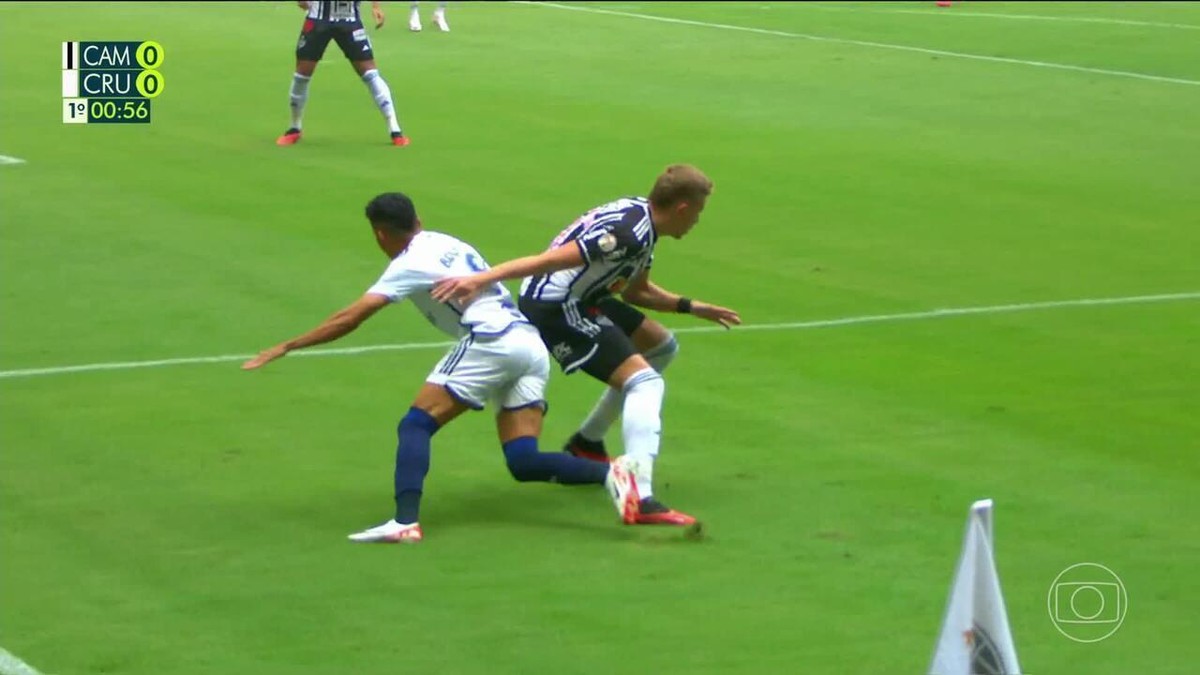 Cruzeiro vence primeiro clássico da Arena MRV e abre gordura para o Z-4 no Brasileiro