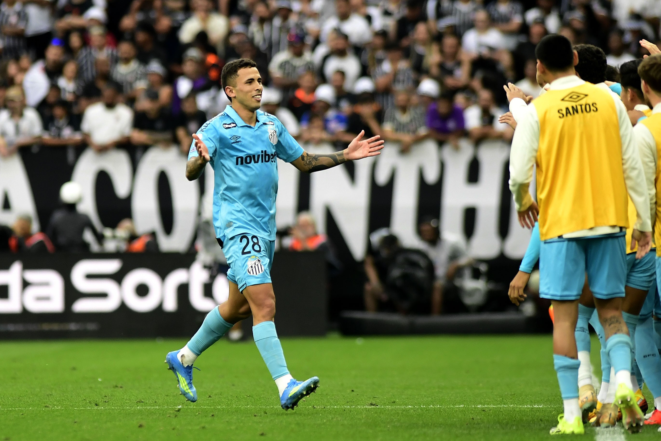 Santos repete sequência de 2025 e engata vitórias como visitante no Brasileirão