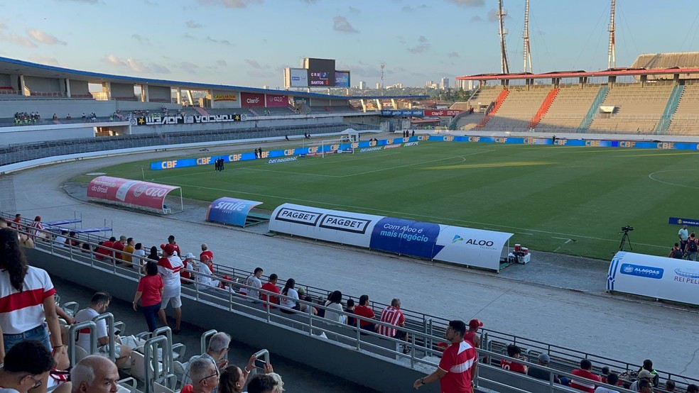 CRB e ASA jogam no Rei Pelé — Foto: Denison Roma