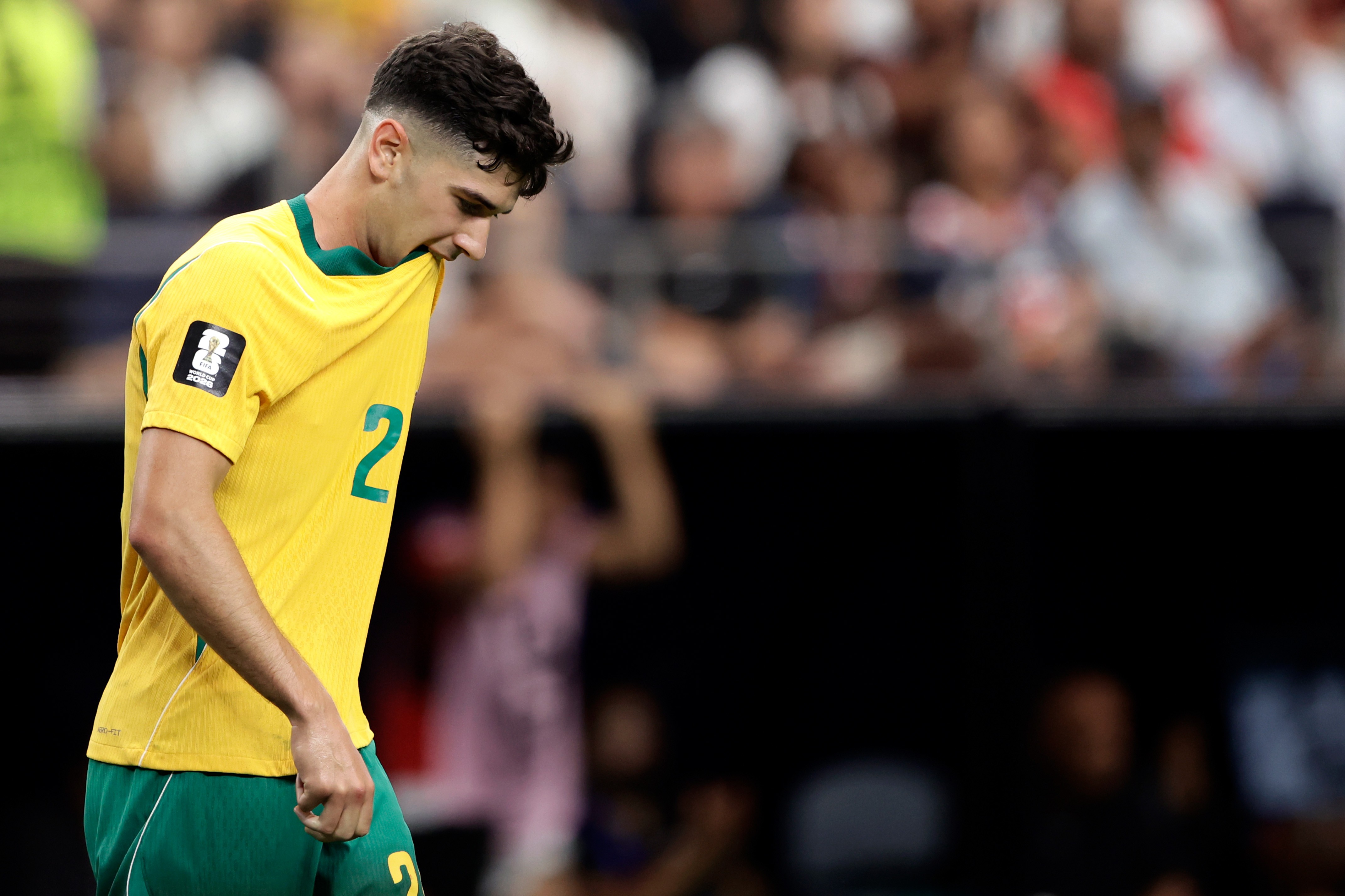 Cristian Volpato, meia da Austrália, teste positivo para cocaína após ser parado por alta velocidade