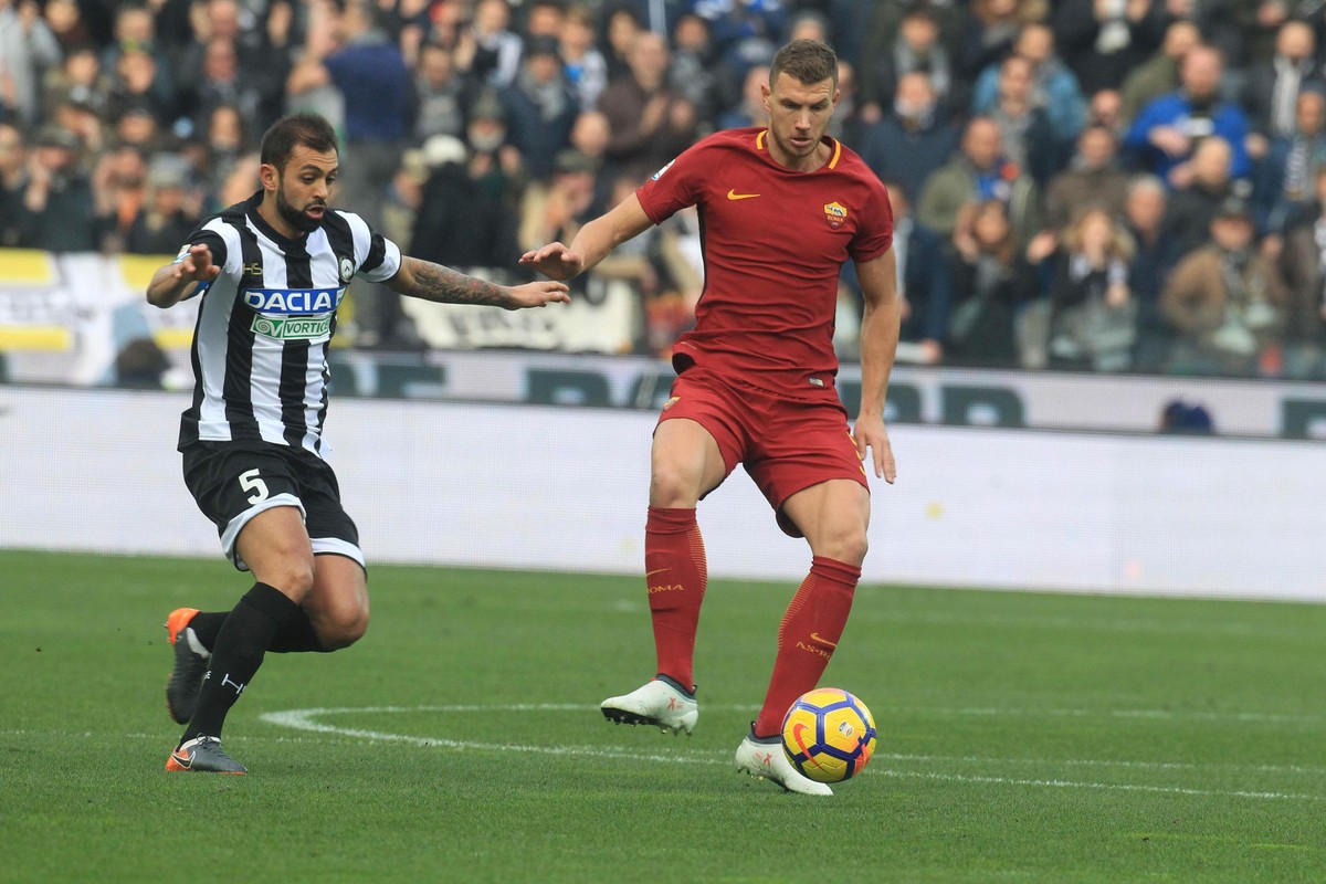 Em mais uma boa atuação de Alisson, Roma bate Udinese e fica em ...