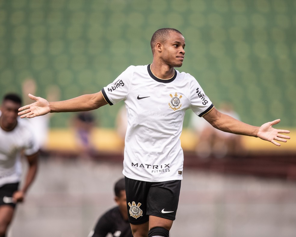 Corinthians bate Atlético-PR e é campeão do Brasileiro Sub-20 