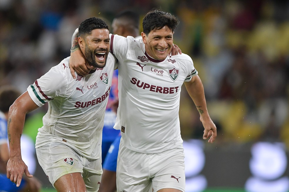 Fluminense vence Bahia e mostra evolução na intertemporada