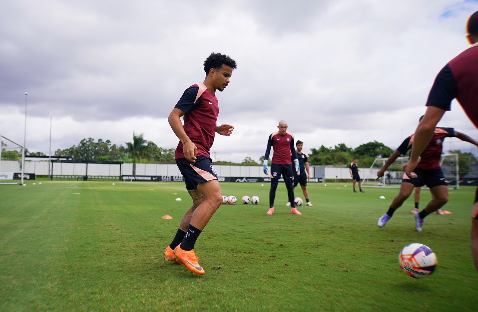 Kaio César intensifica preparação no Corinthians visando semifinal