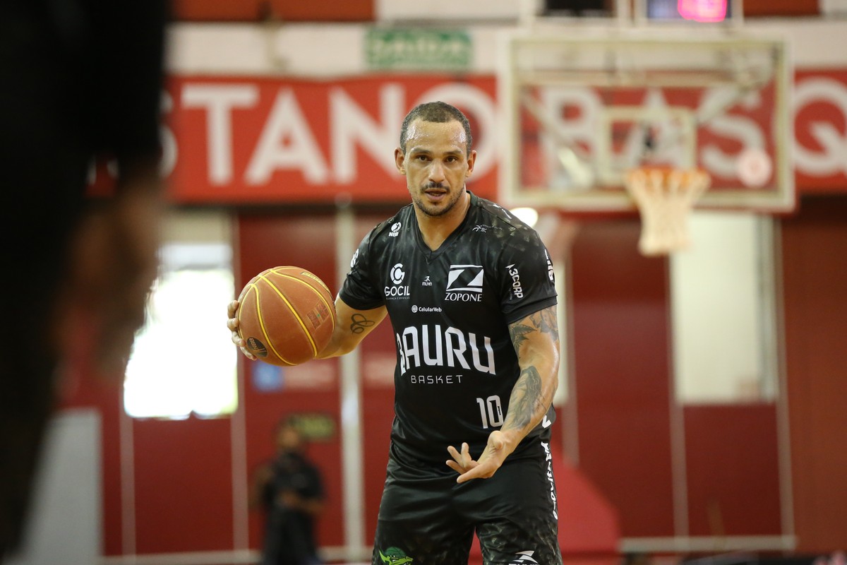 Sesc traz o jogador Alex Garcia do Bauru Basket para bate-papo neste sábado  (14) - Social Bauru
