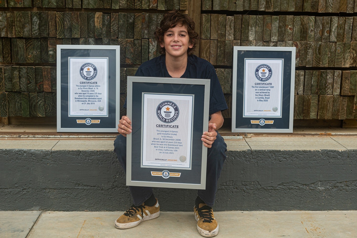 Aos 13 anos, skatista Gui Khury bate três recordes e entra para o ...