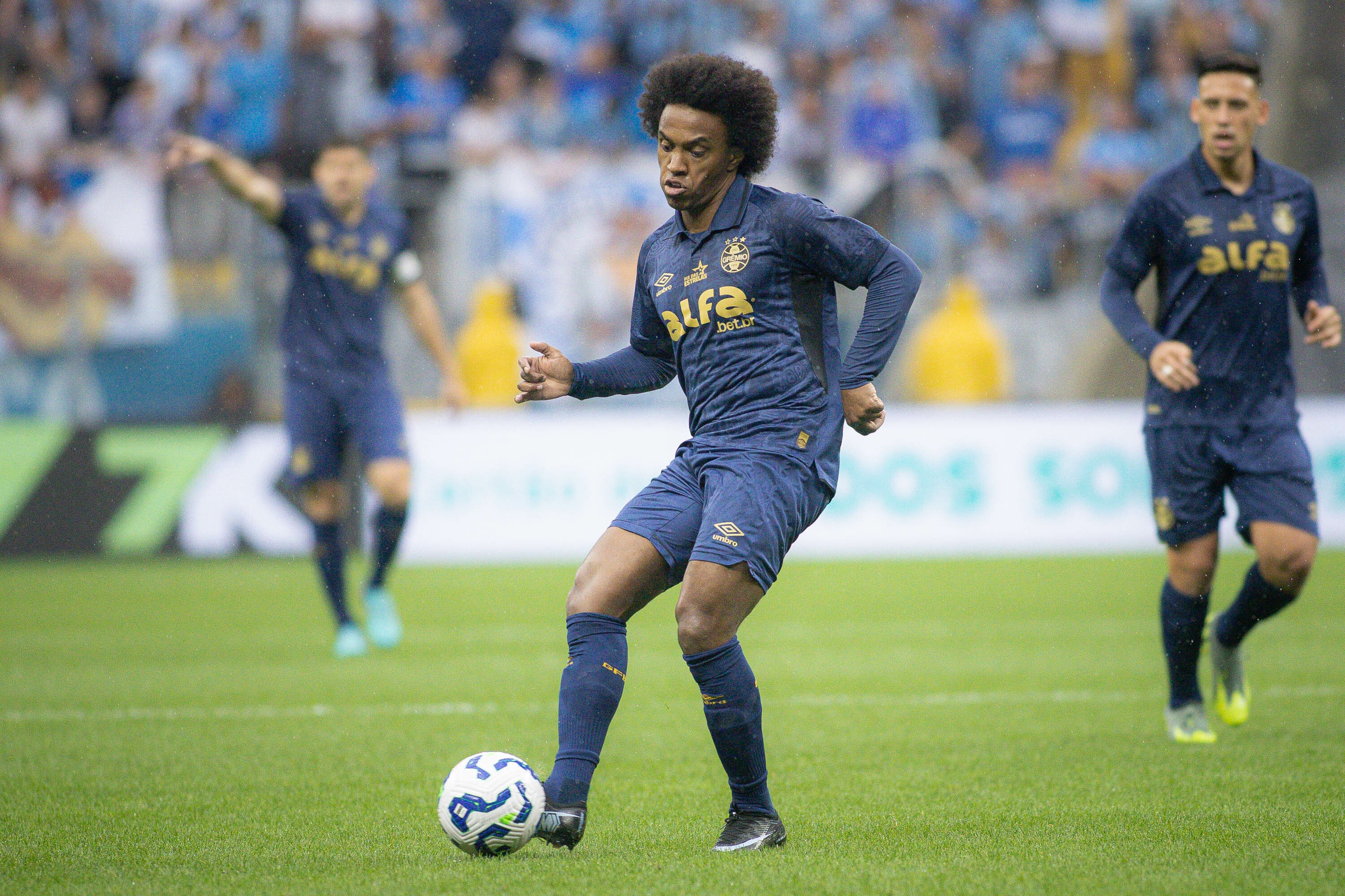Grêmio tem 13 atletas fora por lesão; veja previsão de volta