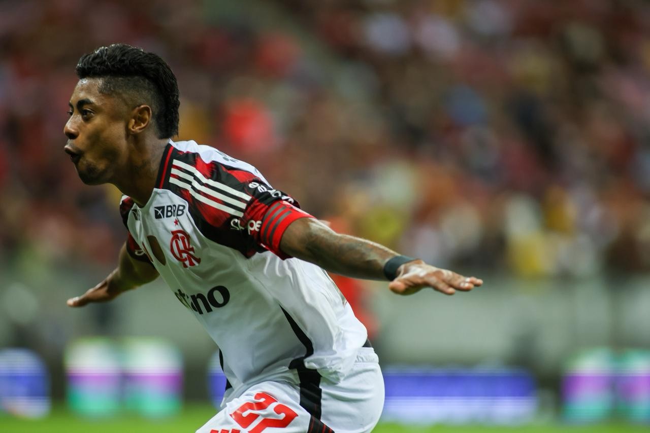 Bruno Henrique muda de patamar na temporada do Flamengo com gols em momento decisivo do ano | Ge