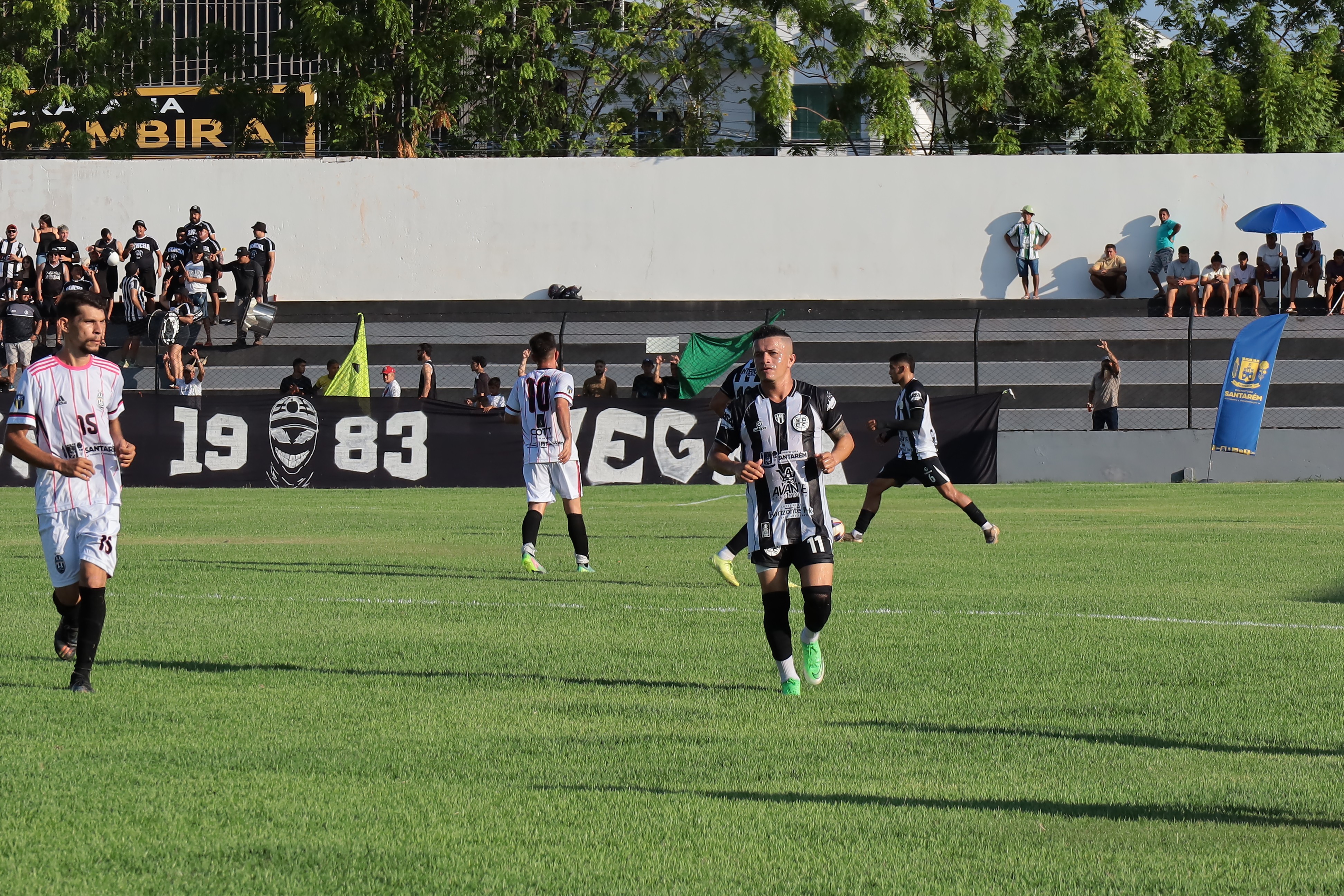 São Raimundo confirma classificação para as quartas de final do Santareno após vencer o Juventus por 5 a 2 no Panterão