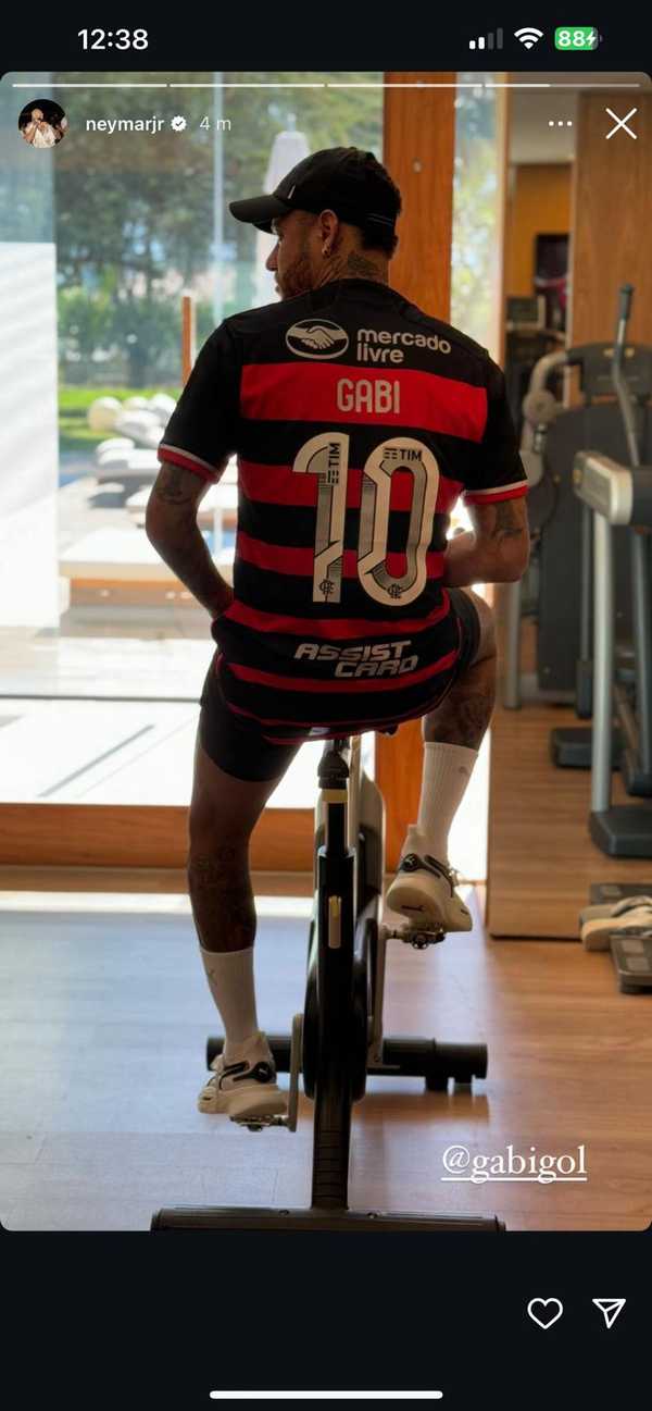 Neymar posta una foto con la maglia numero 10 del Flamengo e Gabigol risponde: “Sta davvero bene” |  Fenicottero