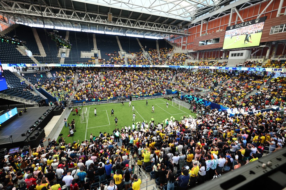 Quadra do US Open recebendo Ronaldinho no US Open