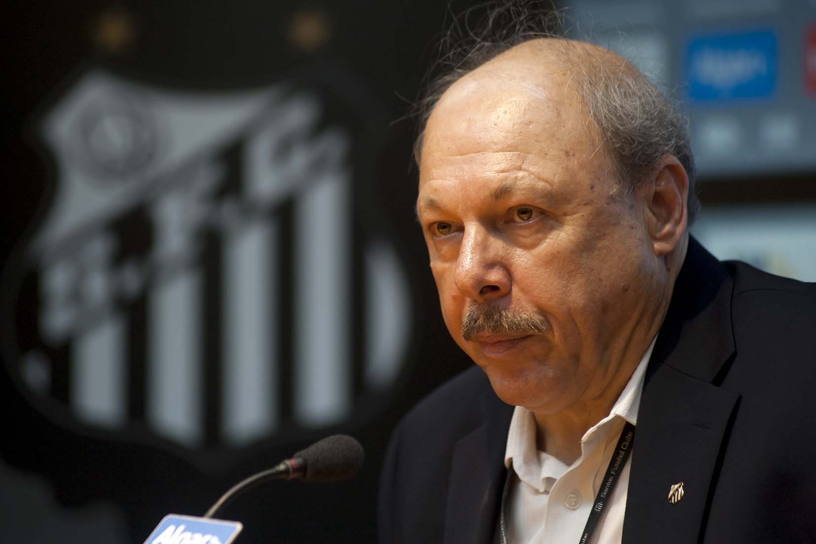 Ex-presidente é condenado a devolver dinheiro ao Santos por reembolsos irregulares