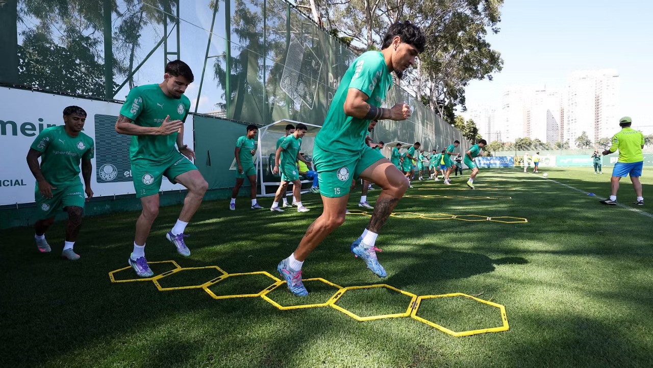 Escalação: Palmeiras encerra preparação para Dérbi com treino tático na Academia