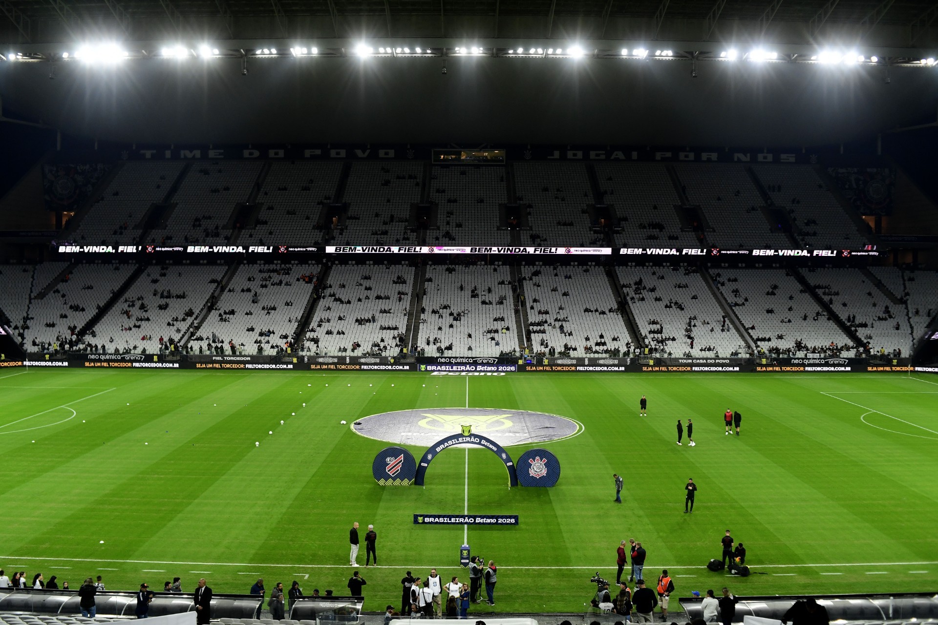 Corinthians busca virada emocionante contra o Internacional na Copa do Brasil
