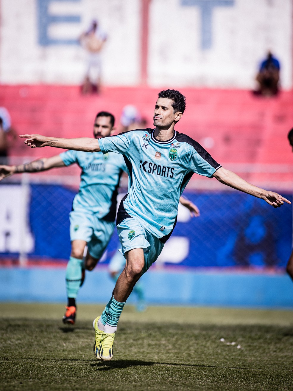 Max, atacante considerado um dos maiores goleadores da várzea no Brasil — Foto: Arquivo Pessoal