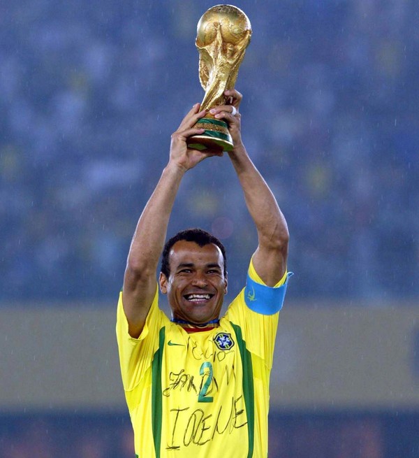 Quem é o jogador com mais Copas do Mundo?