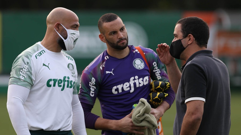 Palmeiras recebe notícia preocupante envolvendo Weverton