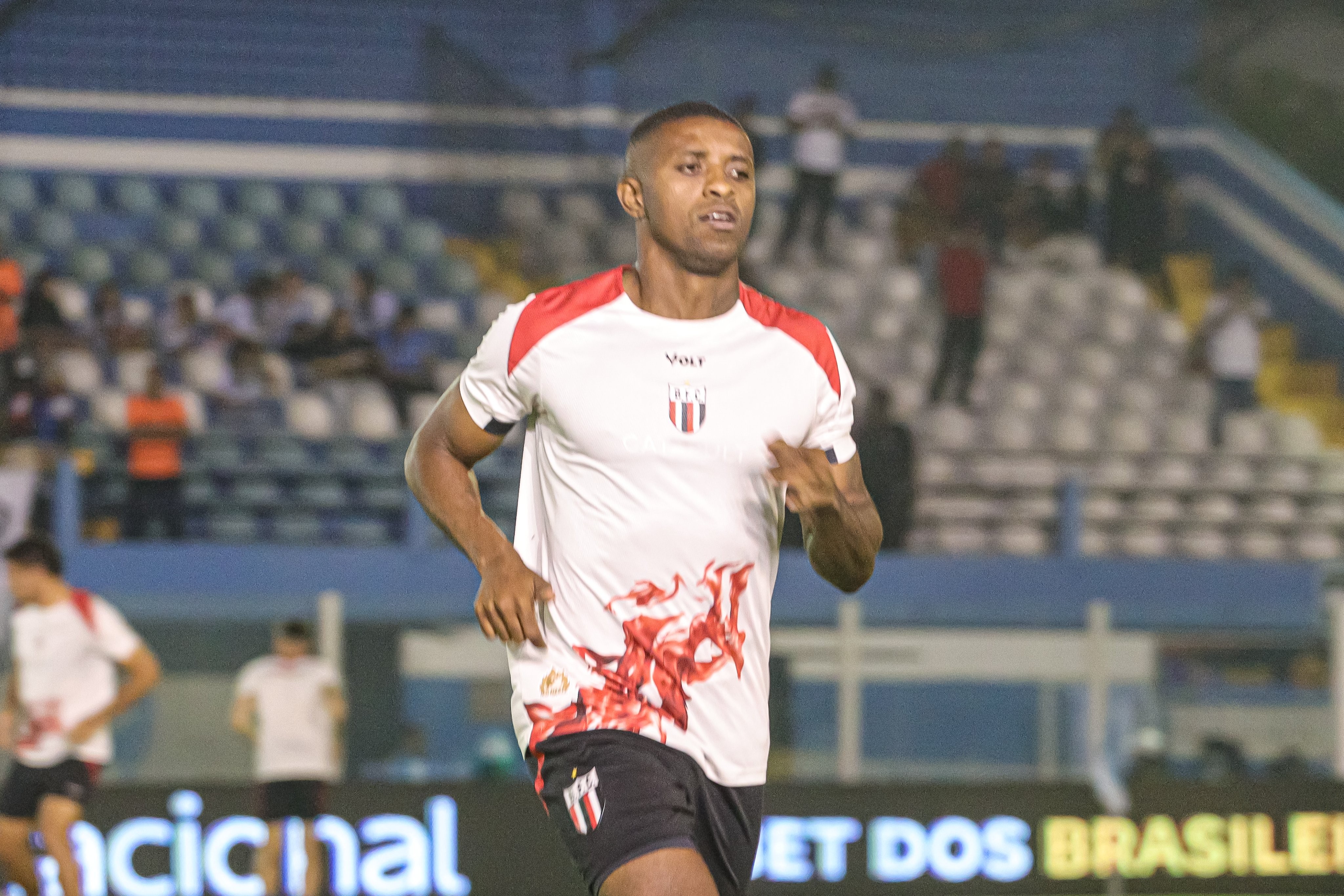 Corinthians é condenado a pagar R$ 1,1 milhão ao atacante Jonathan Cafu por FGTS não quitado