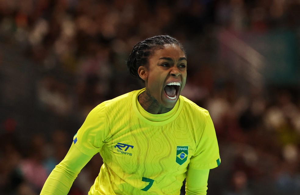 Brasil x Espanha no handebol Paris 2024 — Foto: Reuters