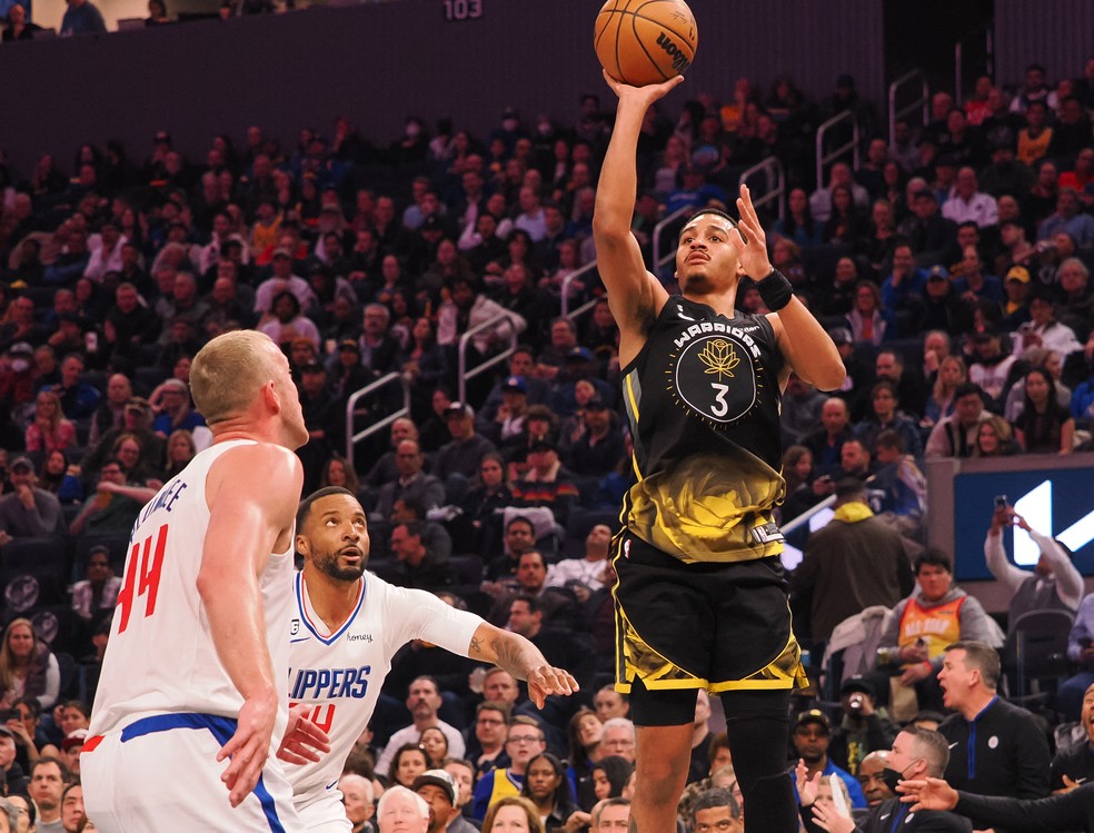 NBA: Grizzlies vence Warriors em jogo com provocações - Superesportes