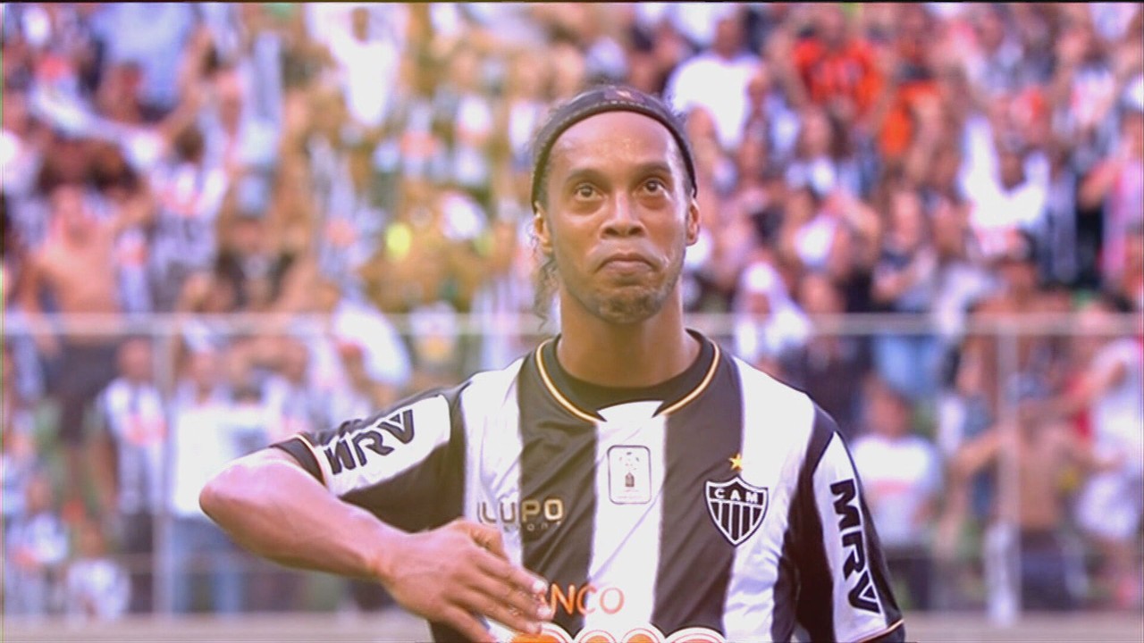 Reinaldo, Edmundo, Romário e R10: Galo x Vasco tem históricoo que é freebet ktocraques