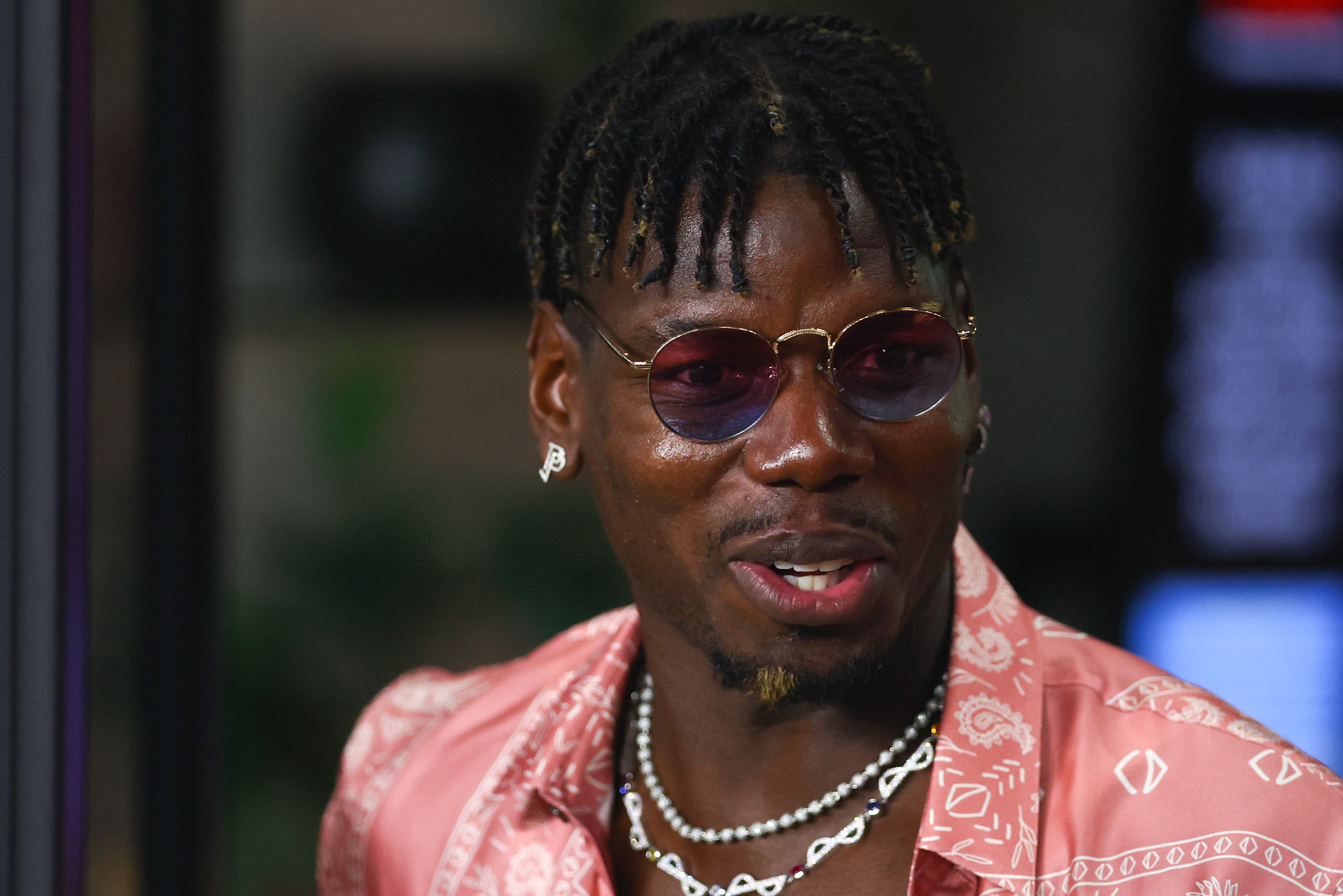 Corinthians descarta investir em contratação de Pogba por motivos estratégicos e financeiros.