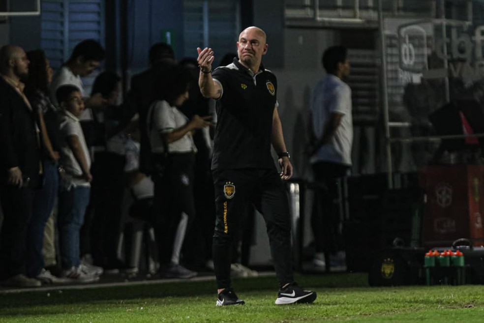 Marcio Zanardi - T&eacute;cnico do Amazonas &mdash; Foto: Jo&atilde;o Normando/AMFC