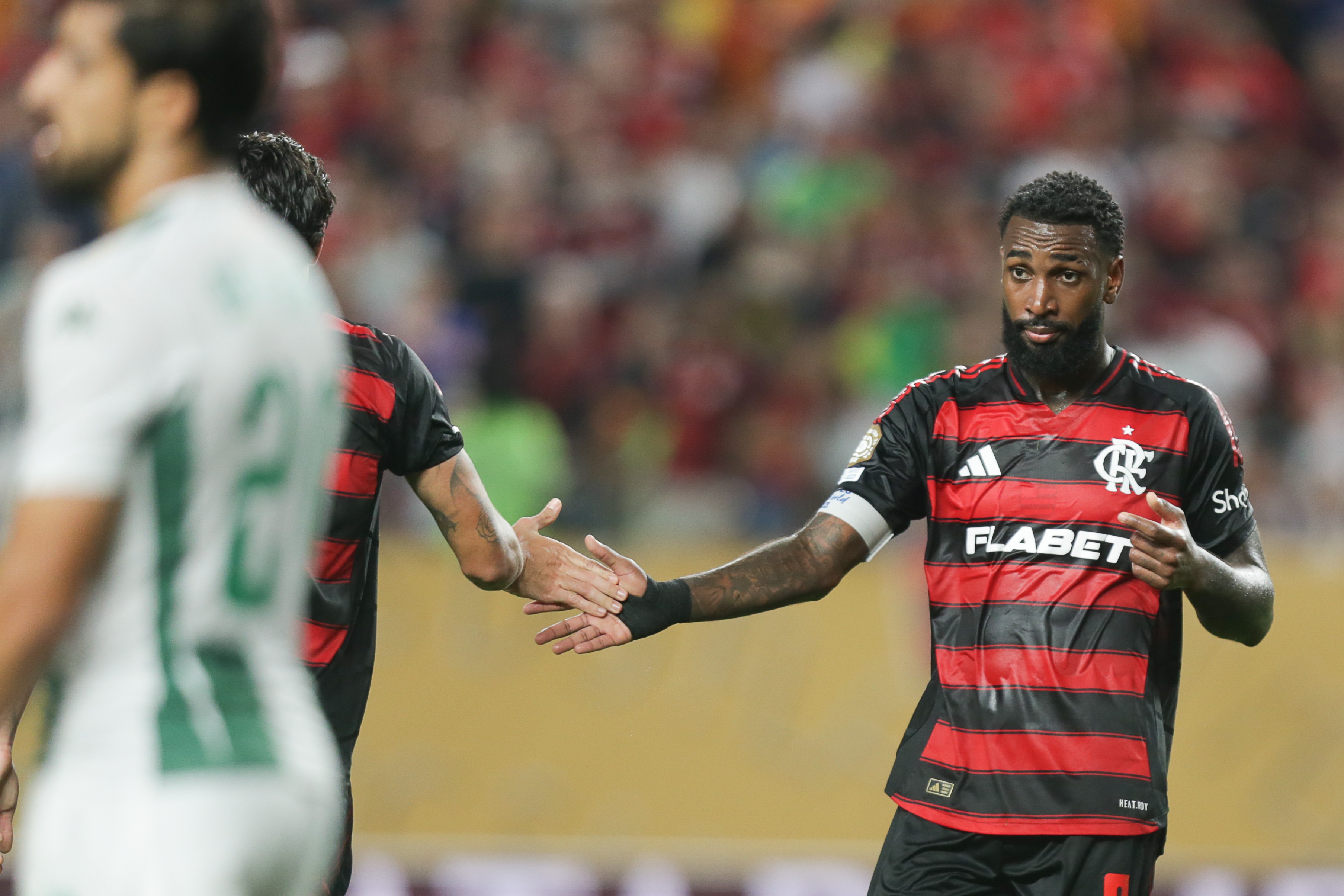 Presidente do Zenit diz ter acordo para contratar Gerson, do Flamengo