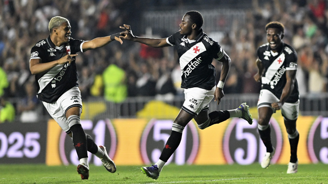 Gol de Andrés Gómez - Vasco x Internacional