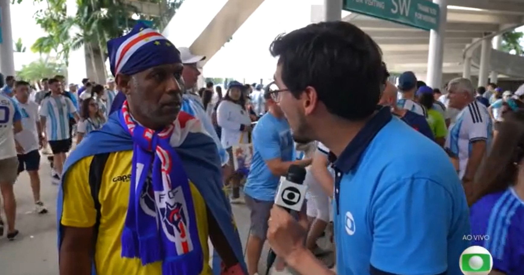 Repórter da TV Globo entrevista sem querer o pai de Vozinha antes de Argentina x Cabo Verde; veja