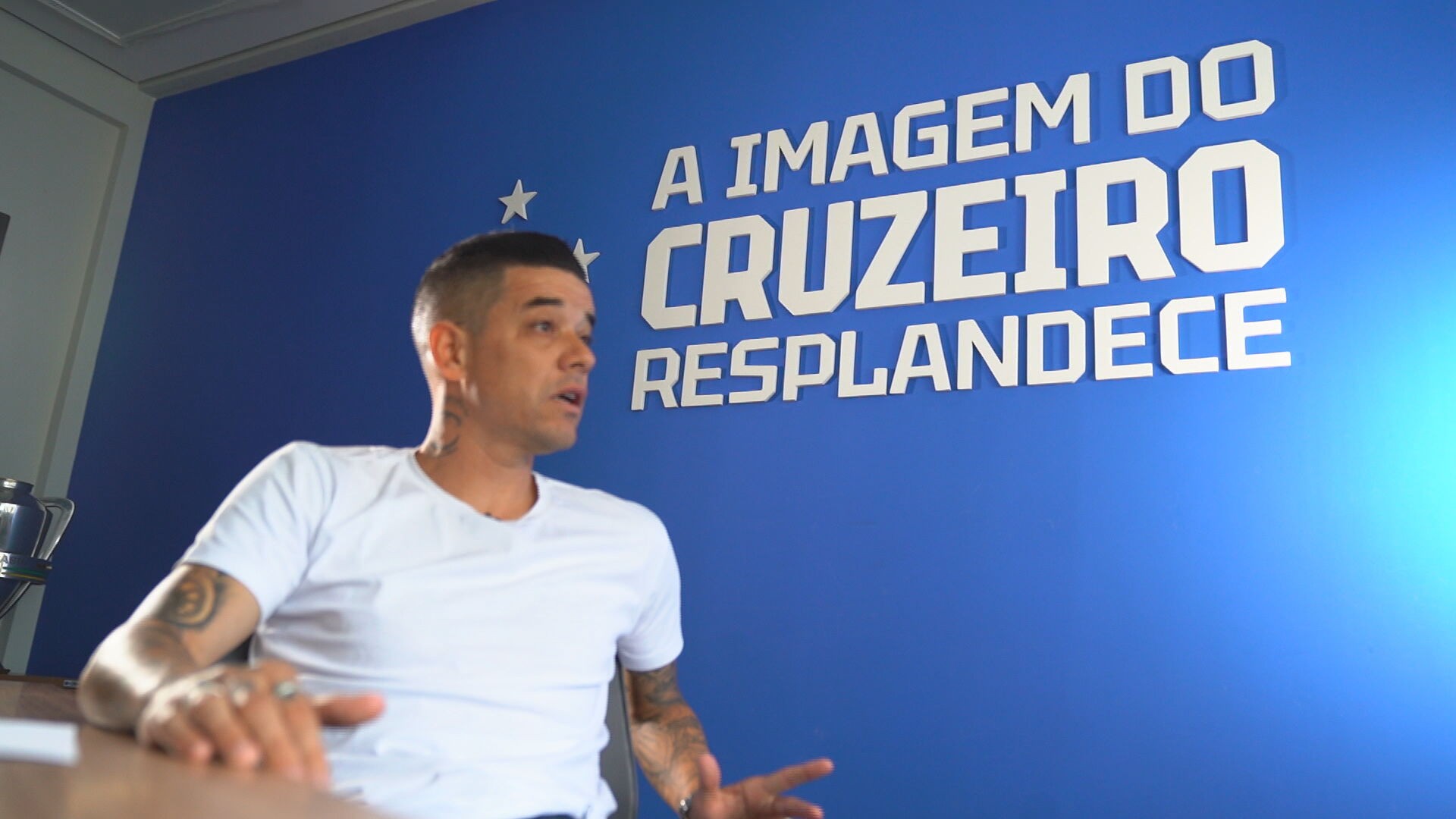 D’Alessandro explica saída do Cruzeiro e comenta episódios de 2023; veja entrevista 