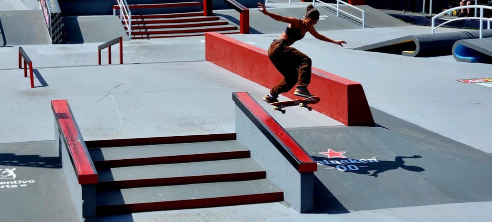 Rayssa Leal avança à final do Mundial de Skate Street — Foto: Marcel Merguizo