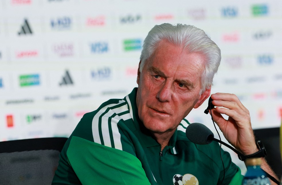Hugo Broos, técnico da seleção da África do Sul