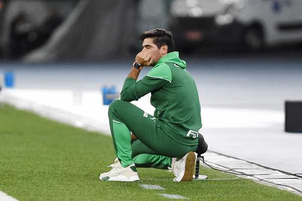 Abel prevê revanche do Palmeiras diante do Botafogo no próximo confronto.