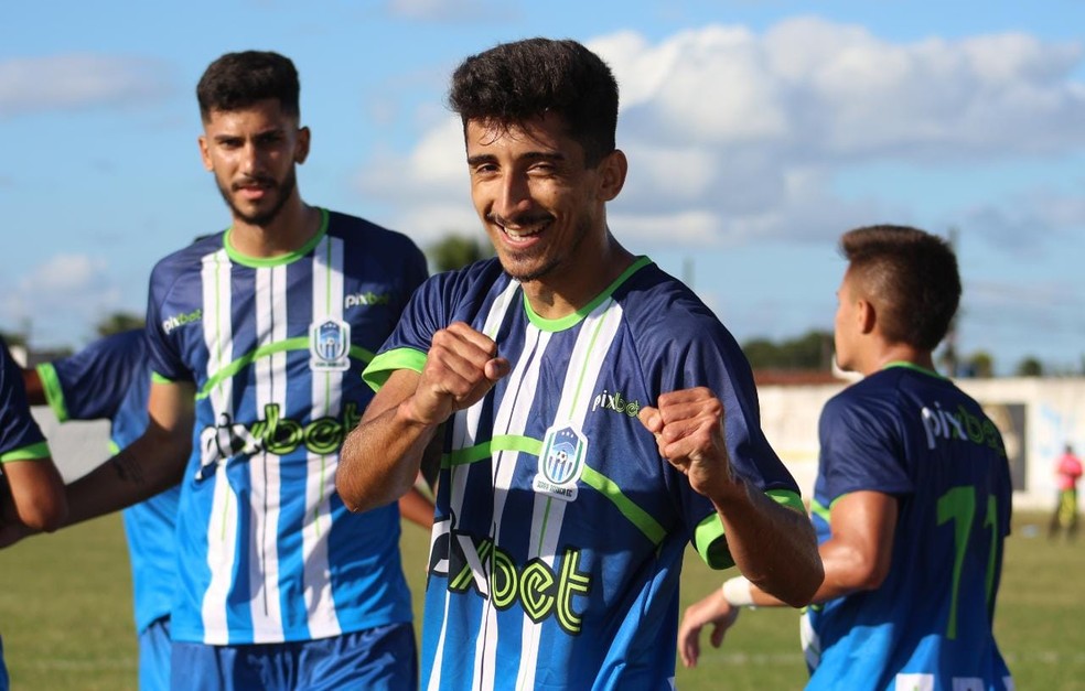 Rogério, atacante do Serra Branca — Foto: Cassiano Cavalcanti / Serra Branca
