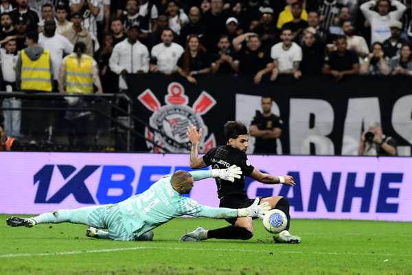 Atuações do Palmeiras: Weverton erra, Caio Paulista e Ríos têm noite ruim.