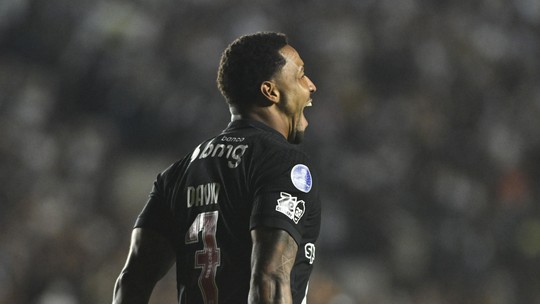 Vasco avança na Sul-Americana e deixa São Januário