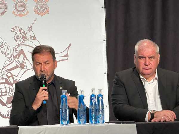 Rachão entre Rubão e Presidente do Corinthians por Comissão em Patrocínio