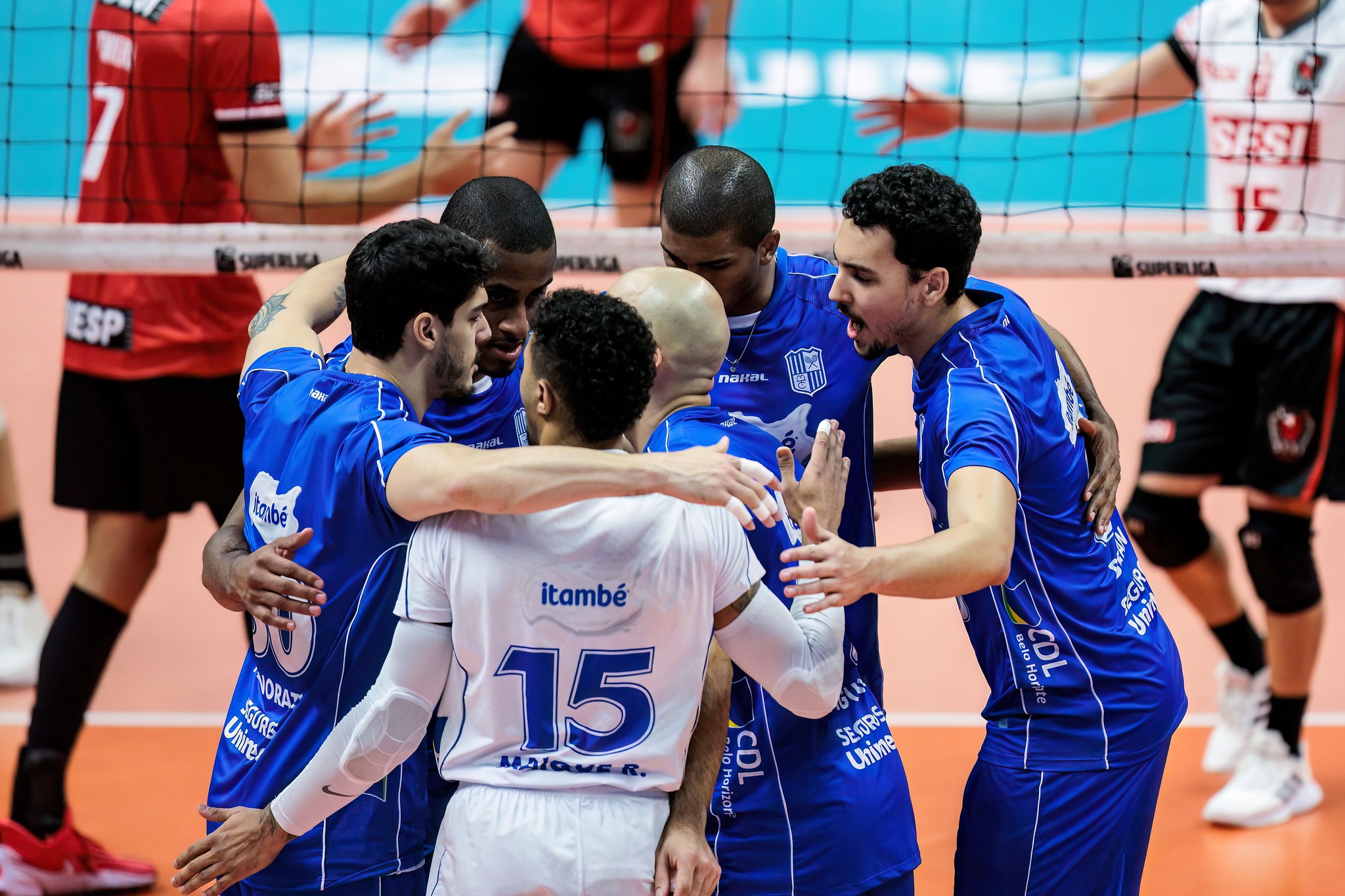 Fique por dentro: Minas vira sobre o Sesi-Bauru e estreia com vitória na Superliga Masculina