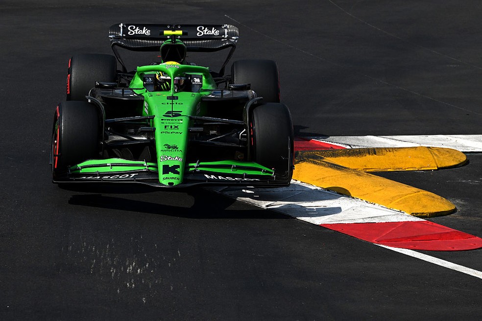 Gabriel Bortoleto no GP de Mônaco da F1 2025 — Foto: Rudy Carezzevoli/Getty Images