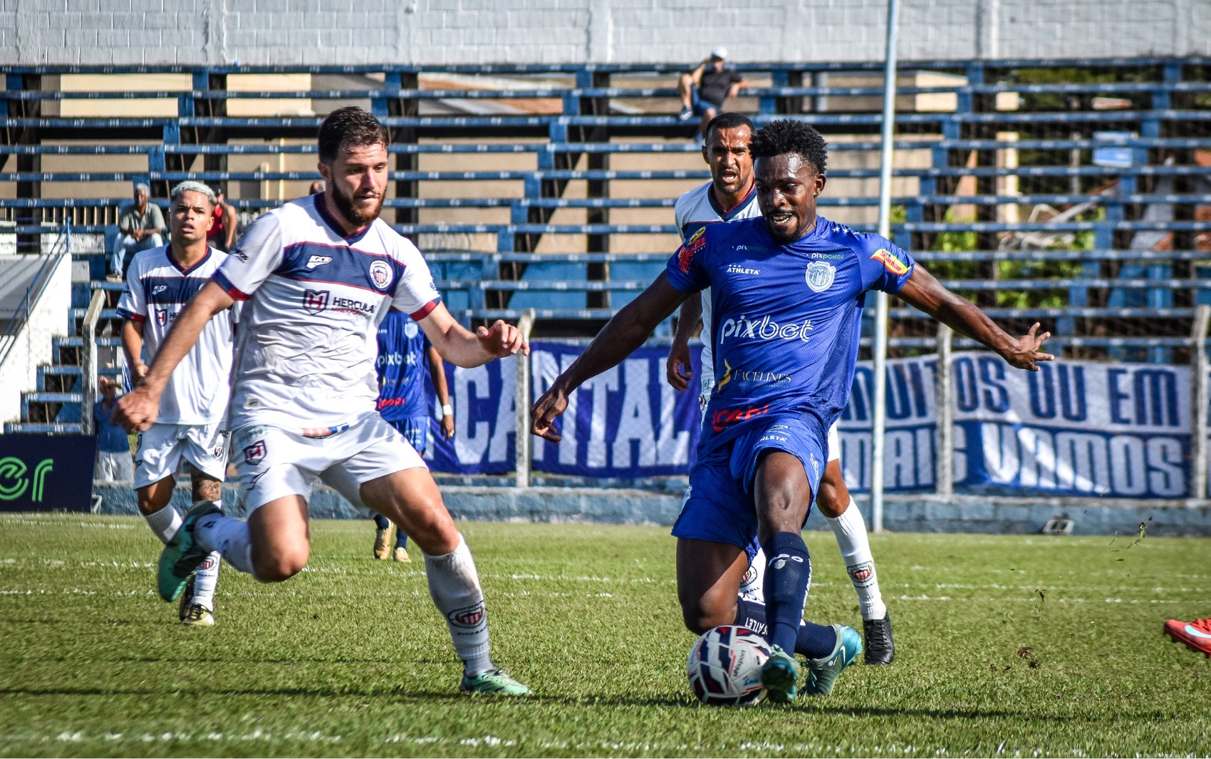 Itabirito-MG vence Monte Azul fora em estreia na Série D do Brasileiro | Ge