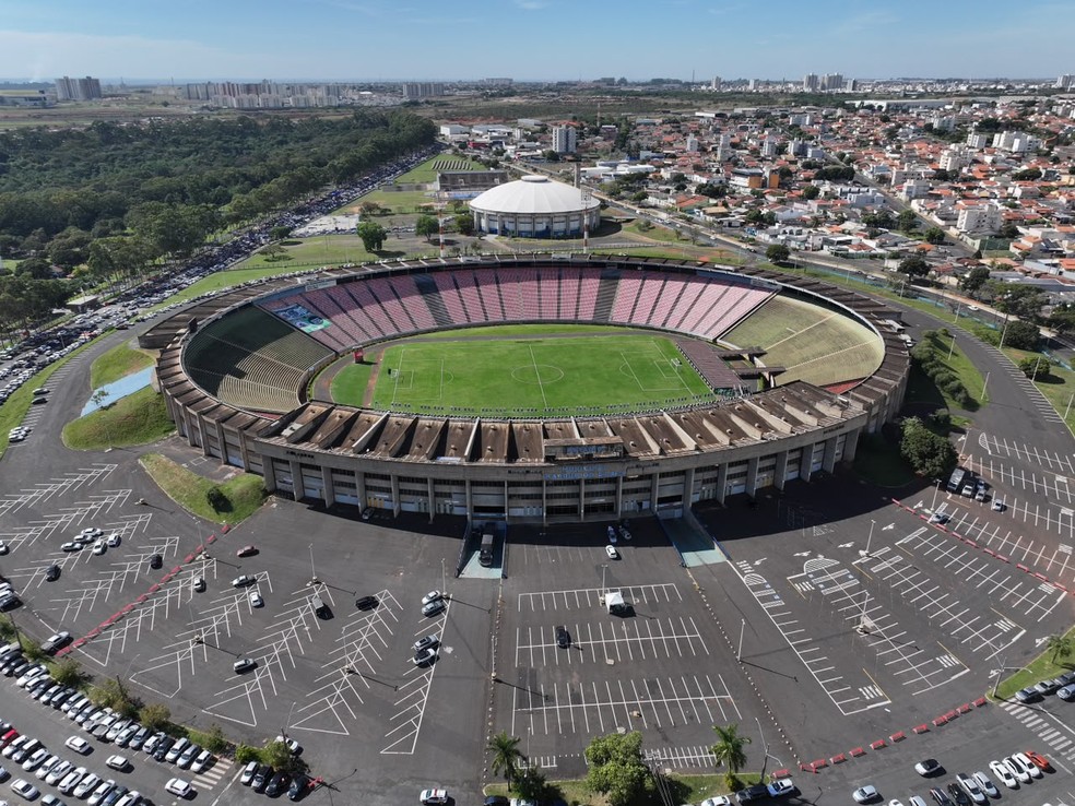Estádio Parque do Sabiá, em Uberlândia — Foto: Agência Viralizart/Serra Branca