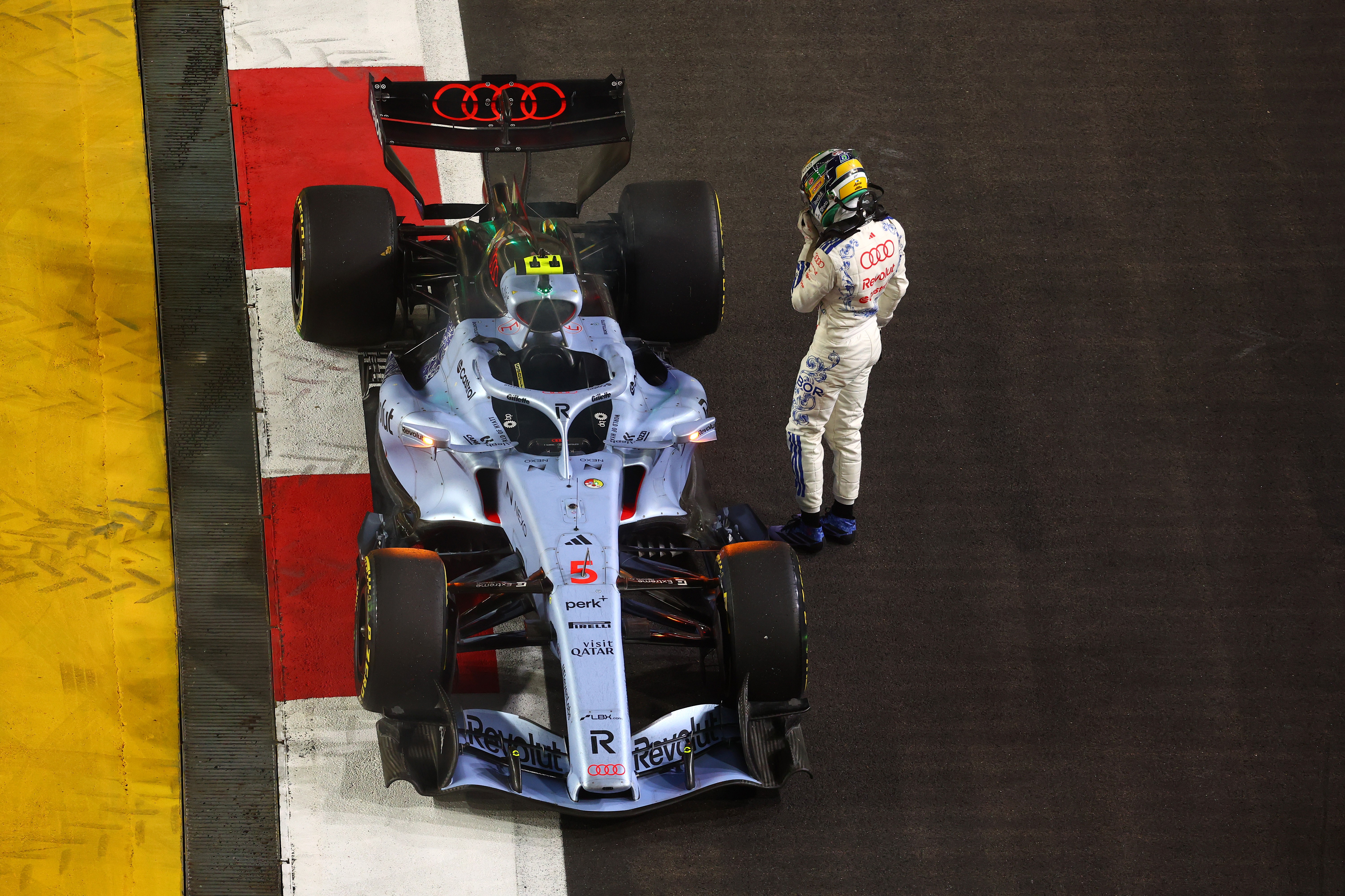 ASSISTA: GP de Singapura tem Verstappen na ponta